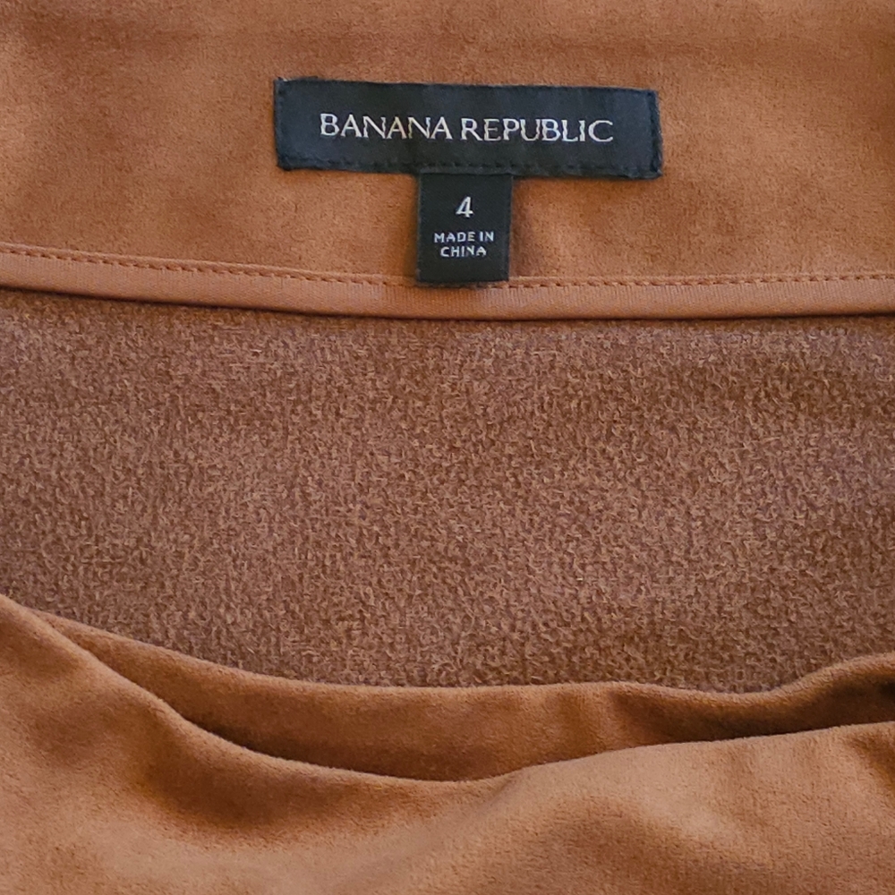Banana Republic Camel Brown Faux Suede Wrap Mini Skirt - Picture 3 of 4